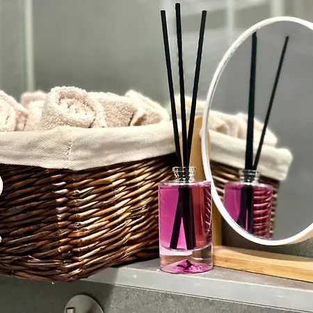 Fatranska,parking Free ,air Condition شقة