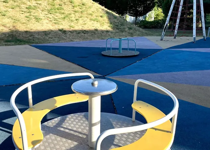 Fatranska,parking Free ,air Condition شقة *