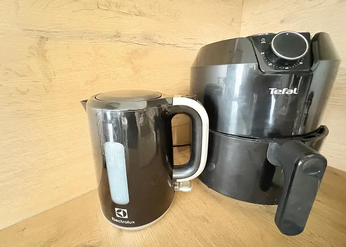 Fatranska,parking Free ,air Condition شقة